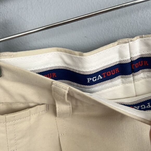 PGA Golf Tour Men’s size 36 tan beige golf shorts - Picture 10 of 12